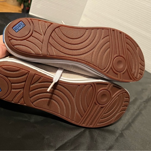 Keds tan/ cream Casual Sneakers woman’s size 7.5 like new - Picture 6 of 7